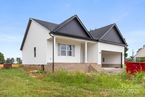 244 Little Wilkesboro Road sold home in Harmony Country Estates, Harmony, NC