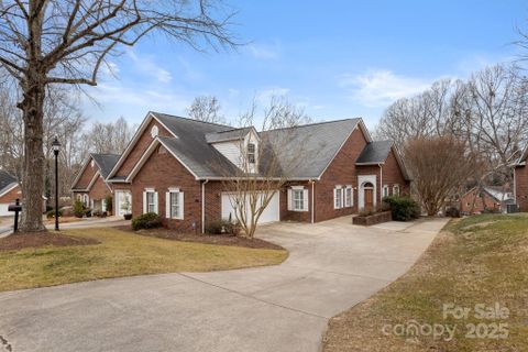 112 Columns Circle sold home in The Columns, Shelby, NC