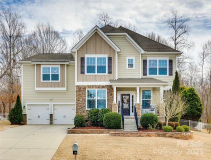 1004 Damson Lane