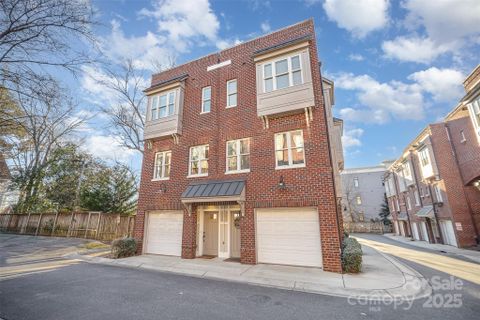 106 N Laurel Avenue 120