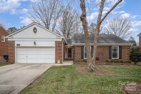 11113 Coachman Circle sold home in Colony Woods, Charlotte, NC