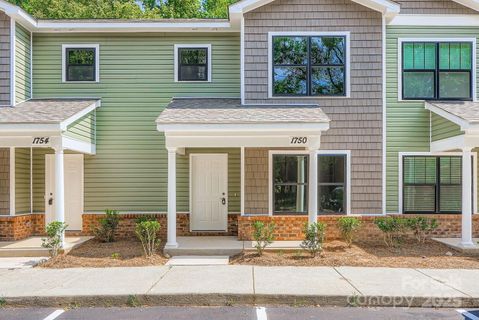 1750 J Julian Lane sold home in Northampton, Charlotte, NC