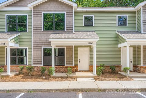 1754 J Julian Lane sold home in Northampton, Charlotte, NC