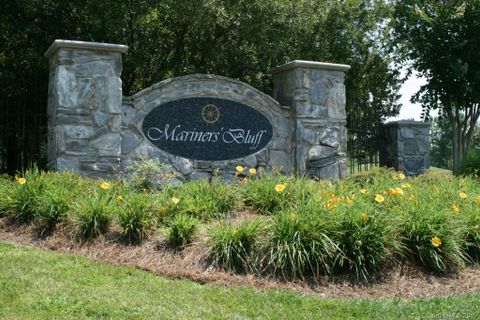 2056 Chameleon Road sold home in Mariners Bluff, York, SC