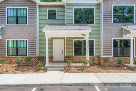 1758 J Julian Lane sold home in Northampton, Charlotte, NC