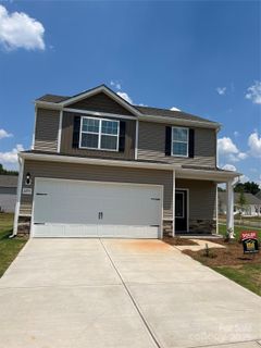 2255 Transatlantic Avenue sold home in McKee Creek Village, Charlotte, NC