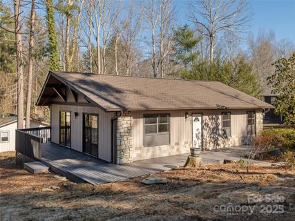 112 Louisiana Avenue sold home in Osceola Lake Park, Hendersonville, NC