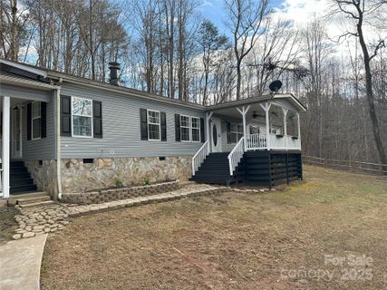 1597 Cleghorn Mill Road active home in River Ridge Of Cleghorn South, Rutherfordton, NC