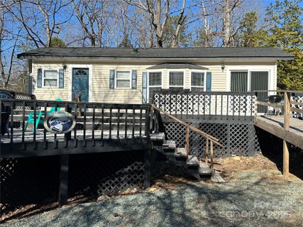 112 N Cardinal Badin Shores Drive