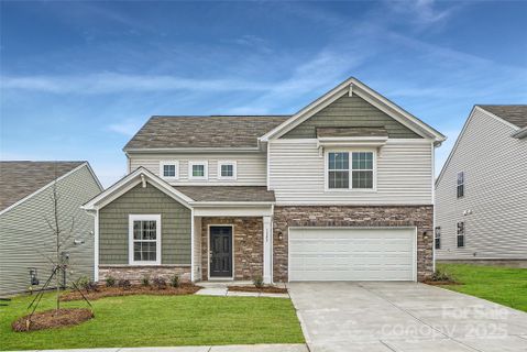 1187 Blackburn Circle
