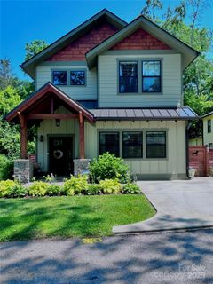 7 Acona Lane sold home in Wanoca Cottages, Asheville, NC