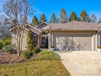 5 Tisha Lane sold home in The Willows, Hendersonville, NC