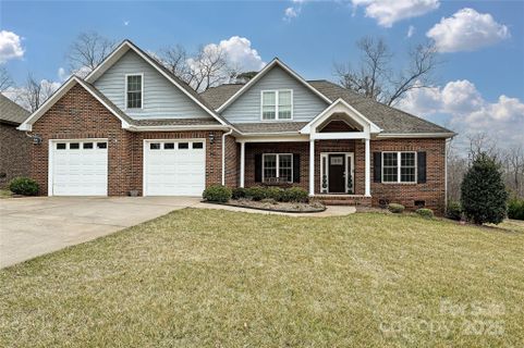 1467 Kensington Park Court sold home in Abernethy Park, Hickory, NC