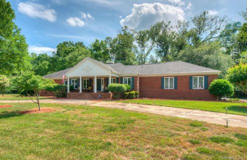 Previously sold for $220,000
