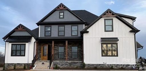 Homes in Spring Valley, Waxhaw