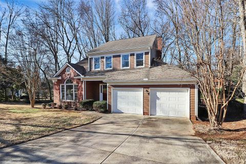 1061 Fairway Ridge Road sold home in Fairway Ridge, Concord, NC