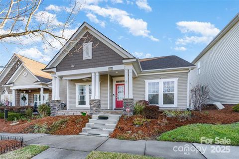 9538 Skybluff Circle