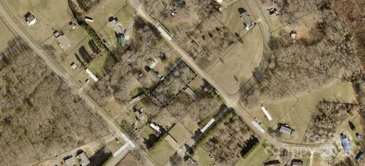 105 Highfield Court sold home in Twin Oaks, Shelby, NC