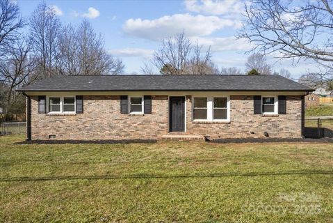 4804 Chapel Grove Road sold home in Fallscrest, Gastonia, NC