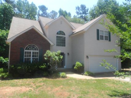 3010 Stonehedge Court sold home in Oakcroft, Matthews, NC