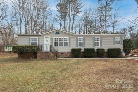 115 Tradewinds Court