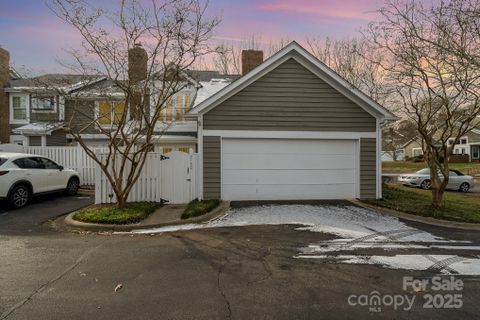 7130 Meeting Street sold home in The Gates at Quail Hollow, Charlotte, NC