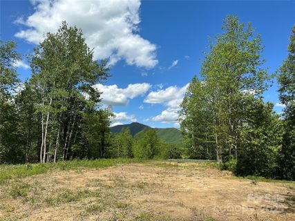 138 Fairlane Loop sold home in Torwood, Whittier, NC