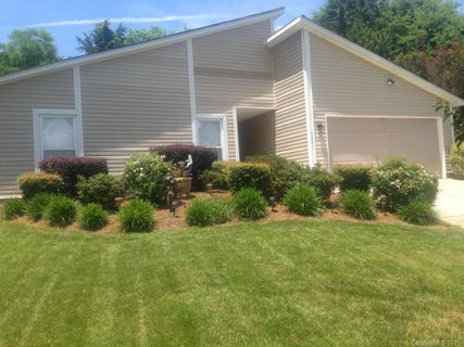 4401 Eastland Court