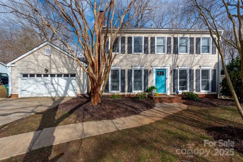 523 Fence Post Lane sold home in Wood Hollow, Matthews, NC