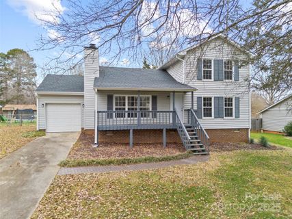 212 King George Lane sold home in Kings Grant, Gastonia, NC