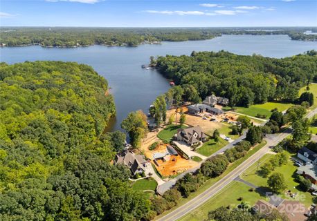 4218 Sigmon Cove Lane sold home in The Vineyards At Kiser Island, Terrell, NC