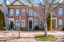 19923 Lamp Lighters Way sold home in Cornelius, SC
