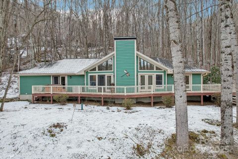 2229 Mauney Cove Road sold home in Apple Creek Acres, Waynesville, NC