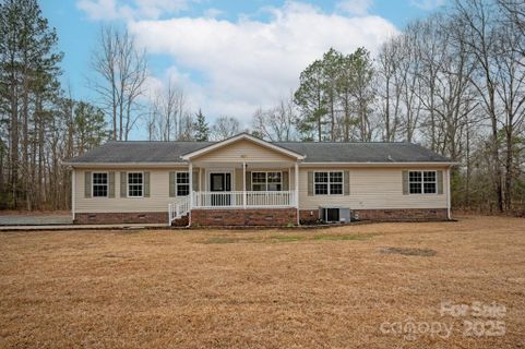 421 Pineland Court sold home in Pineland Hills, Catawba, SC