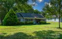 11828 Mirror Lake Drive sold home in Charlotte, SC