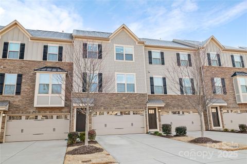 122 Lanyard Drive C