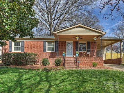 833 Montford Drive
