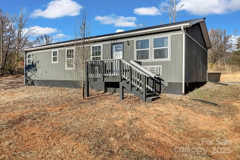 24 Buck Ridge Drive sold home in Deer Cove, Marion, NC