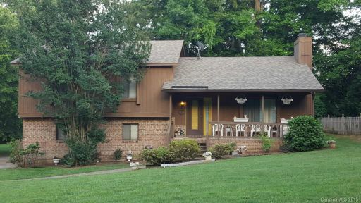 7015 Porterfield Road sold home in Woodcreek, Charlotte, NC