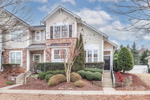 201 Waterlynn Ridge Road E