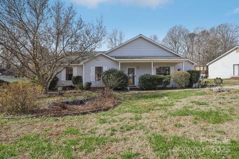 3317 Green Meadow Drive sold home in Poplar Springs, Charlotte, NC