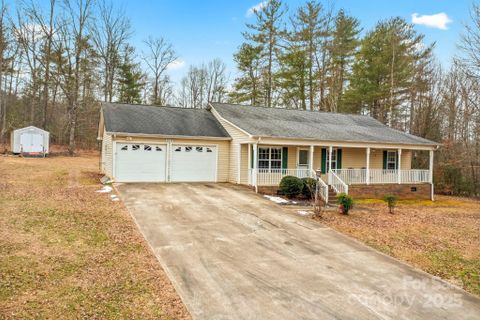 2473 Wilderness Lane sold home in Deer Track, Lenoir, NC