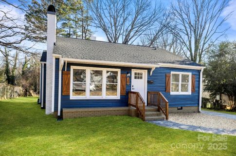 529 Ambassador Street sold home in Summit Hills, Charlotte, NC