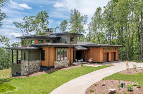 432 E Garden Trail