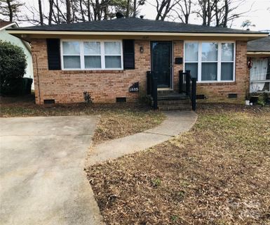 1825 Herrin Avenue sold home in Shamrock Green, Charlotte, NC