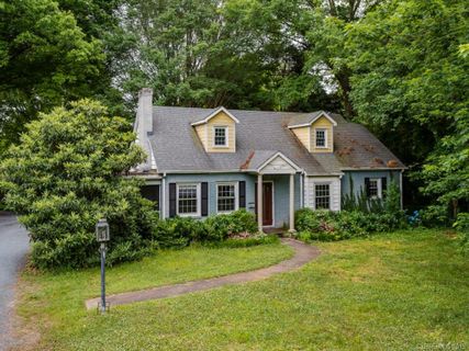 3241 Selwyn Avenue sold home in Property of H.C. Sherrill Co, Charlotte, NC