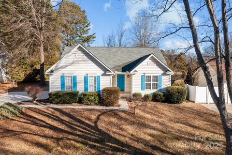 12503 Cumberland Crest Drive sold home in Covington, Huntersville, NC