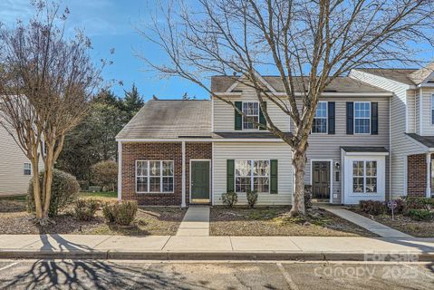 7871 Petrea Lane sold home in The Landing At Hickory Grove, Charlotte, NC