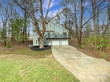 8417 Raintree Lane
