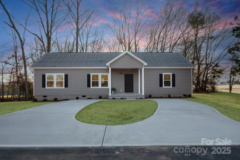 7504 Surry Lane sold home in Country Hills, Indian Trail, NC